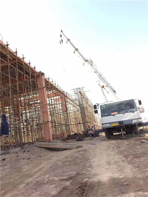 凤县吊车作业的安全注意事项有哪些？